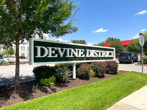 Devine District sign on Devine Street in Columbia, SC