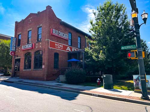 Old Chicago Pizza in Columbia, SC's The Vista